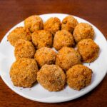 Air fryer panko crusted parmesan meatballs &ndash; high-protein crispy appetizer recipe