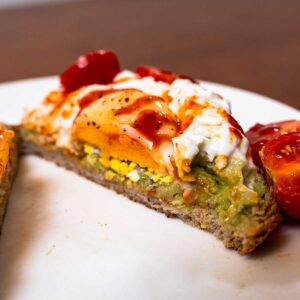 Avocado toast recipe card &ndash; high-protein breakfast recipe from Flexible Feasts