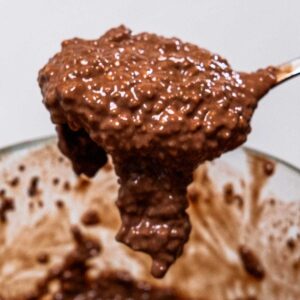 Chocolate chia seed protein pudding recipe &ndash; high-protein healthy dessert with Greek yogurt and cocoa powder