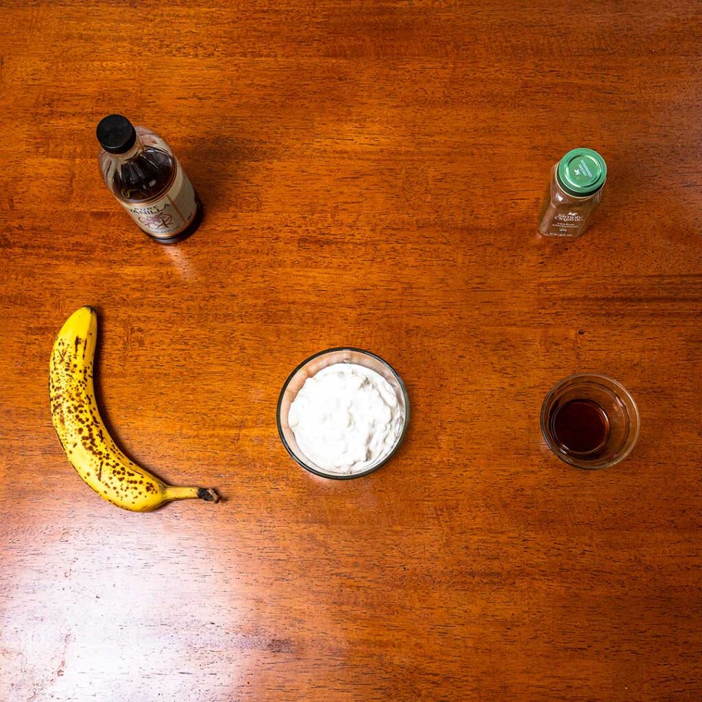 Cottage cheese banana pudding ingredients – cottage cheese, Greek yogurt, bananas for high-protein dessert