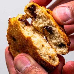 Cottage cheese protein cookies recipe card &ndash; baking instructions and nutrition facts for high-protein snack