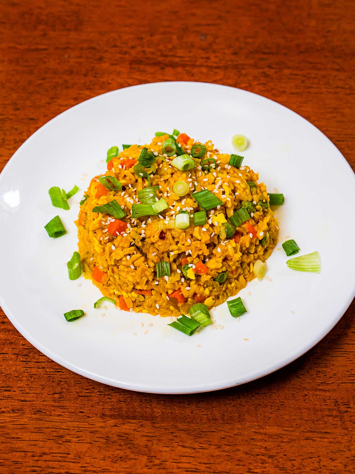 High-protein fried rice &ndash; easy healthy stir fry recipe with eggs and vegetables
