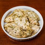 Italian herb chicken &ndash; high-protein dinner with garlic, rosemary, and roasted vegetables