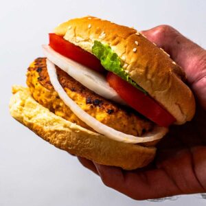 Salmon patties recipe card – high-protein healthy dinner from Flexible Feasts