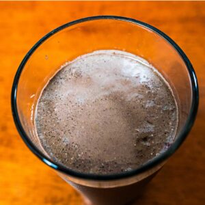 Spinach acai smoothie recipe card &ndash; high-protein breakfast smoothie with spinach and acai