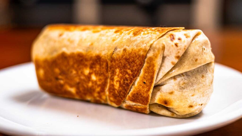 Breakfast burrito meal prep &ndash; high protein breakfast wrapped in foil for the week