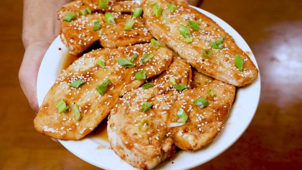 Chicken teriyaki meal prep &ndash; high protein dinner portioned into containers