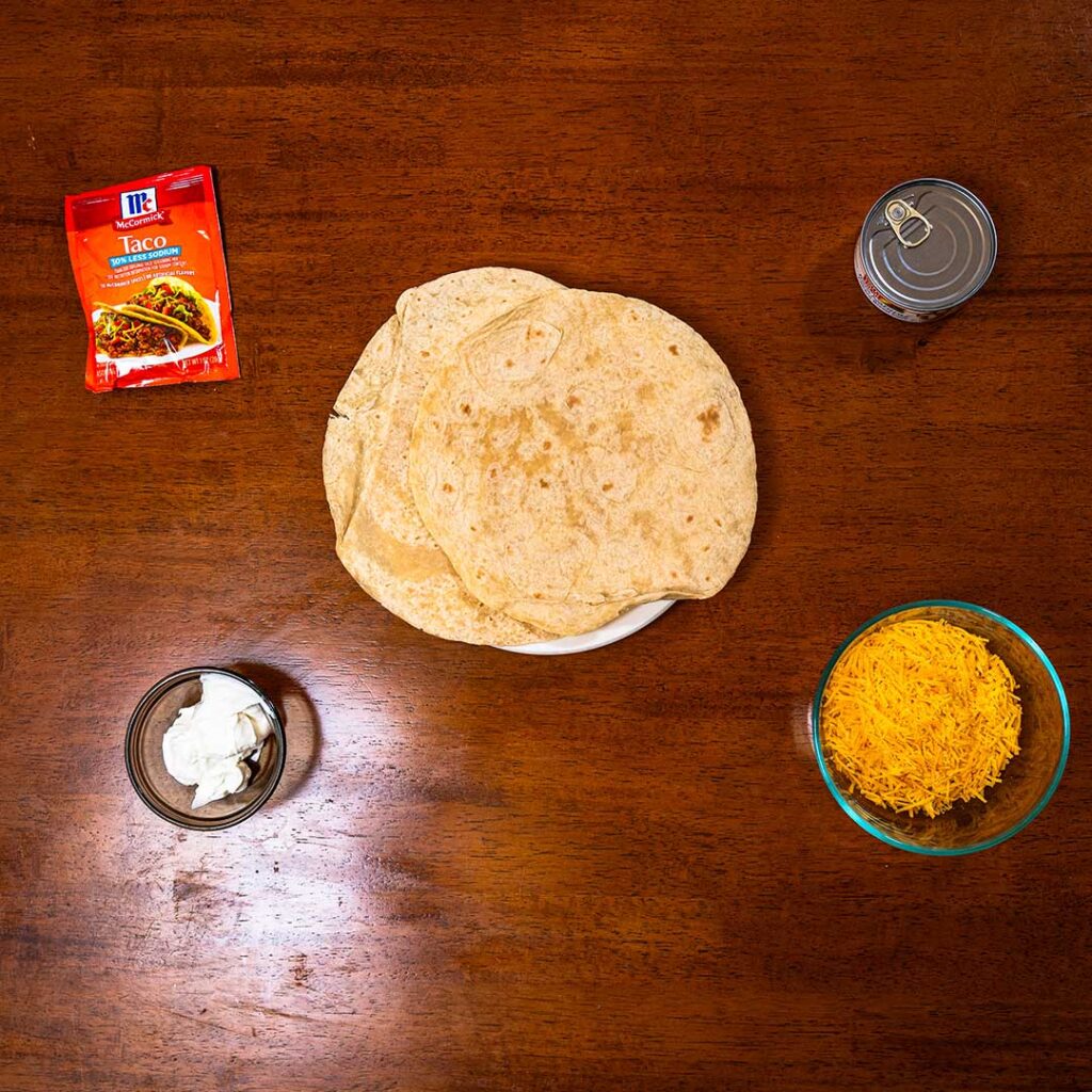 Chicken quesadilla ingredients – cottage cheese, chicken breast, tortillas for high-protein recipe
