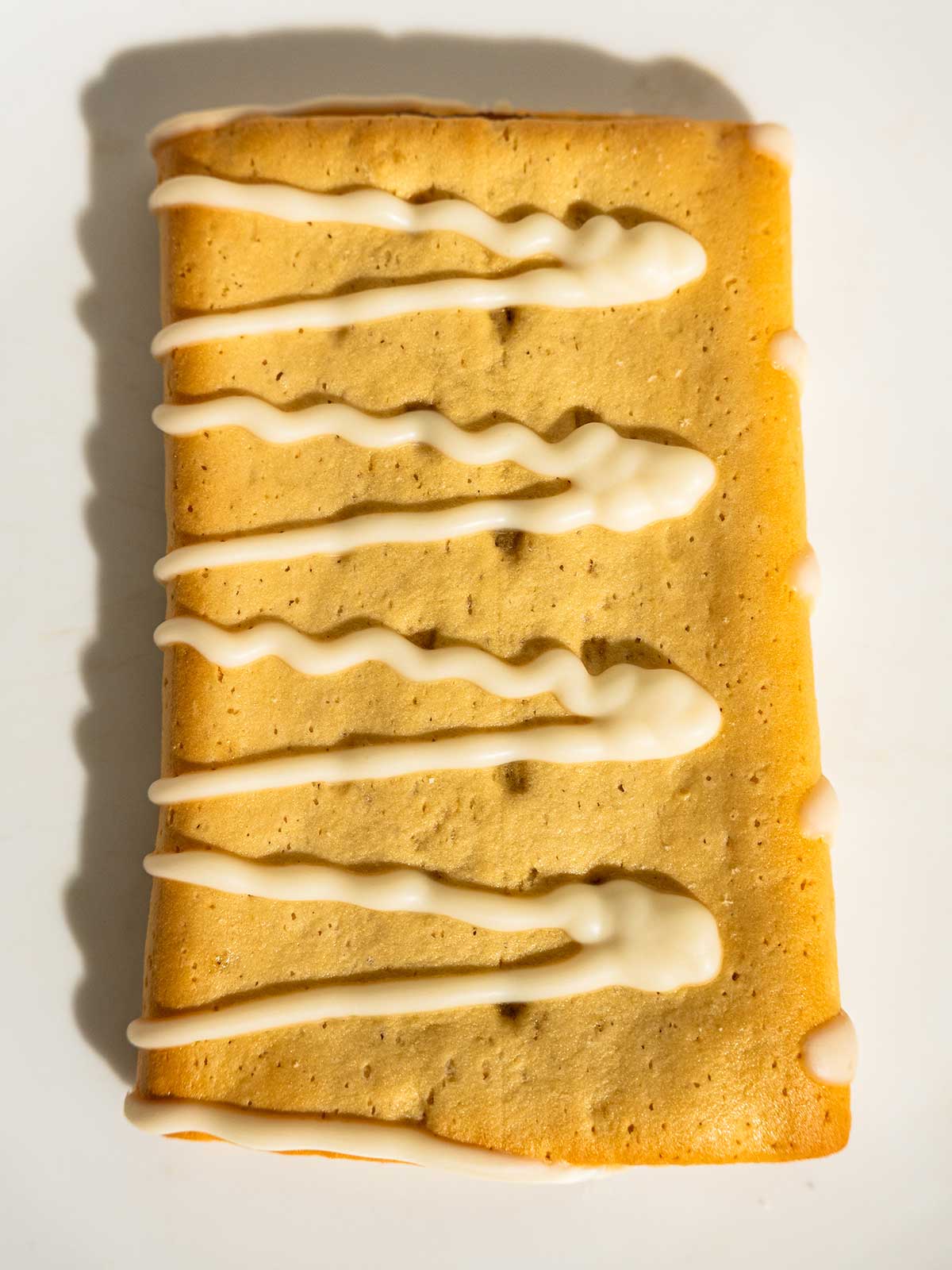 Magic Spoon Protein Pastries review packaging and both flavors side by side