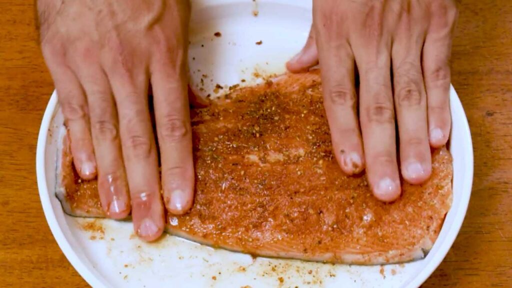 Cajun salmon &ndash; cooking salmon fillet in a cast iron skillet
