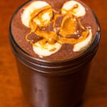 Chocolate peanut butter banana smoothie recipe &ndash; high-protein easy smoothie
