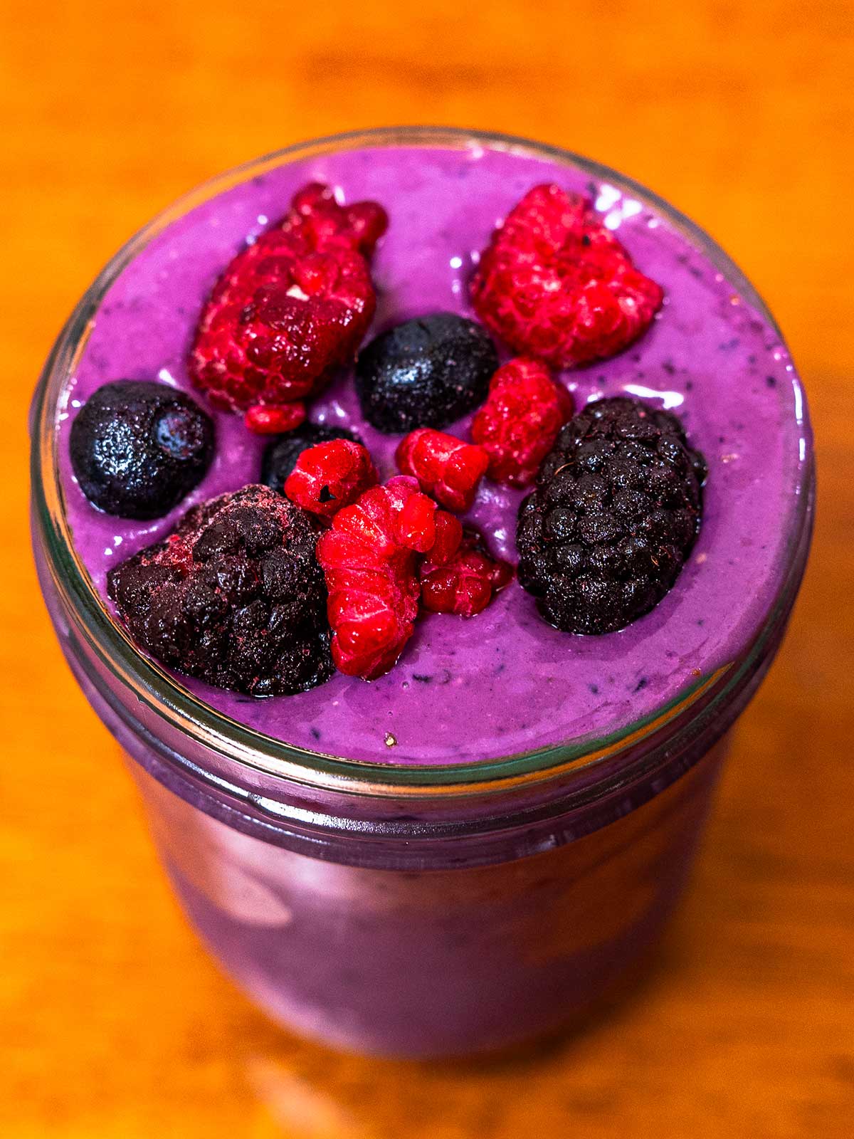 Mixed berry protein smoothie recipe &ndash; high-protein easy smoothie with mixed berries