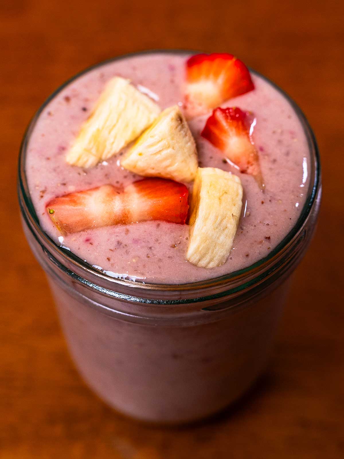 Strawberry banana protein smoothie recipe &ndash; high-protein easy smoothie with banana