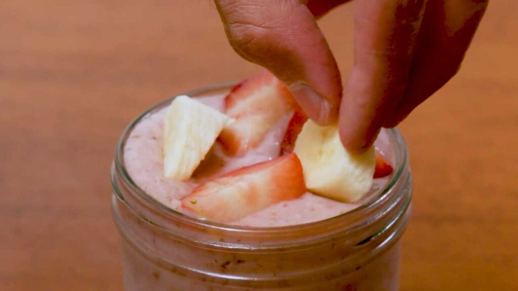 Strawberry banana protein smoothie prep &ndash; easy high-protein breakfast smoothie in progress